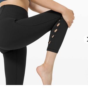 New Lululemon Unlimit High-Rise Tight 25" *Keyhole* (Align leggings fabric)